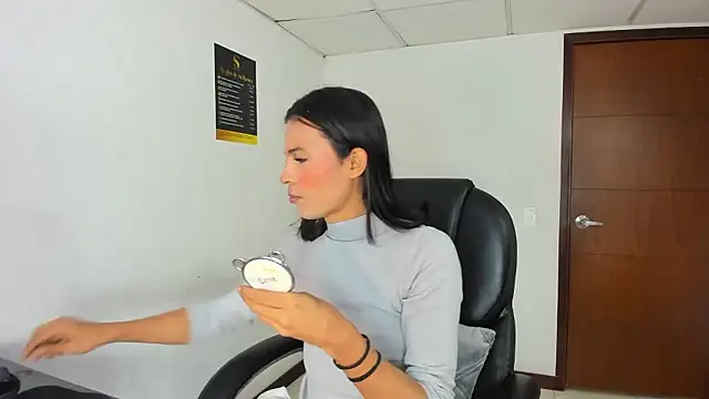 Aisha hotts777 online show from 01/17/26, 03:33