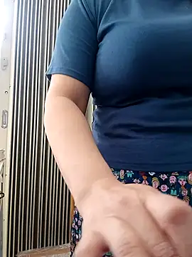  Babyrose  online show from 09/09/25, 05:18