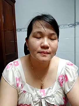  Babyrose  online show from 09/24/25, 06:00