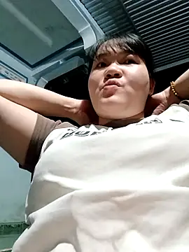 Snapshot of _Babyrose_ chatting on 04/01/26, 01:01 Babyrose online show from 04/01/26, 01:01