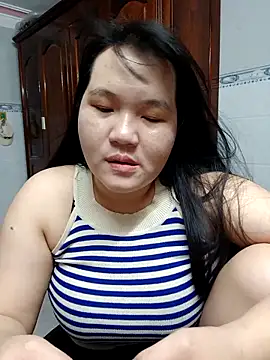 Snapshot of _Babyrose_ chatting on 04/04/26, 04:59 Babyrose online show from 04/04/26, 04:59