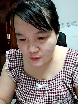 Snapshot of _Babyrose_ chatting on 04/07/26, 06:36 Babyrose online show from 04/07/26, 06:36