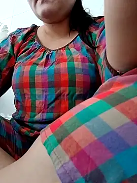 Snapshot of _Babyrose_ chatting on 04/21/26, 03:13 Babyrose online show from 04/21/26, 03:13