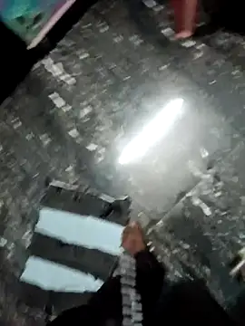 Snapshot of dolphiinn chatting on 12/04/25, 04:48 dolphiinn online show from 12/04/25, 04:48