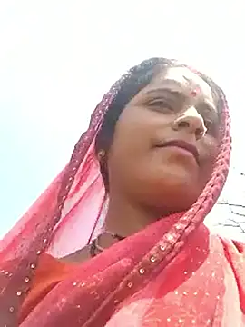 Snapshot of Mohini-xx chatting on 09/10/25, 06:57 Mohini-xx online show from 09/10/25, 06:57