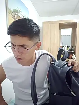 Snapshot of Ajhg98 chatting on 03/20/26, 02:49 Ajhg98 online show from 03/20/26, 02:49