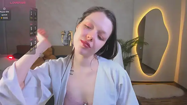 Lunar Lily online show from 03/22/26, 05:33