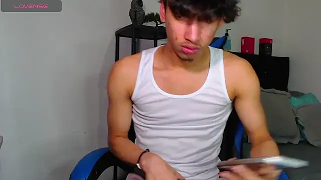 Gael Jones online show from 11/23/25, 12:43