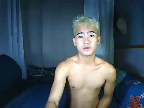 xx topless online show from 11/05/25, 09:15