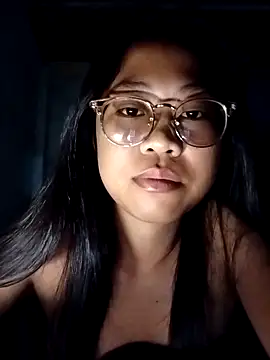 Snapshot of asian-samara chatting on 12/14/25, 02:22 asian-samara online show from 12/14/25, 02:22