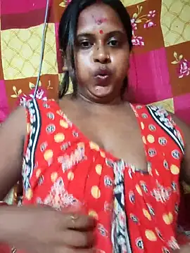 Hot-Show2 online show from 10/06/25, 04:15