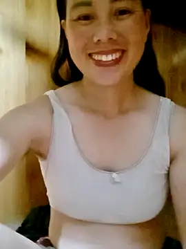 Snapshot of LyyChac chatting on 09/10/25, 07:52 LyyChac online show from 09/10/25, 07:52