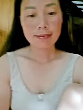 Snapshot of LyyChac chatting on 09/14/25, 07:57 LyyChac online show from 09/14/25, 07:57