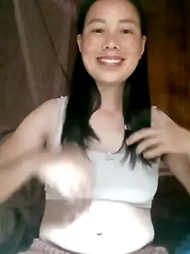 Snapshot of LyyChac chatting on 09/15/25, 10:26 LyyChac online show from 09/15/25, 10:26