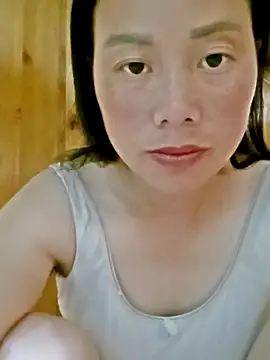 Snapshot of LyyChac chatting on 09/18/25, 05:53 LyyChac online show from 09/18/25, 05:53