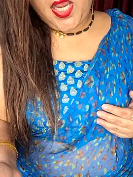 indian-hotmilfs online show from 11/15/25, 01:47