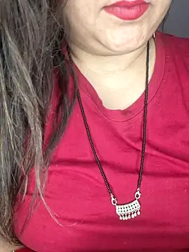 indian-hotmilfs online show from 02/14/26, 02:14