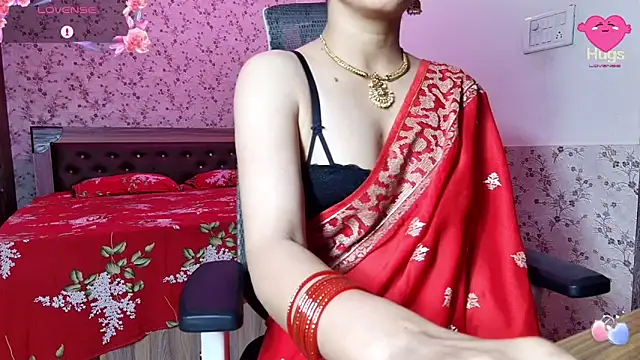 Snapshot of snow_white123 chatting on 05/16/26, 12:40 snow white123 online show from 05/16/26, 12:40