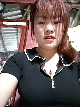 sukabae00 online show from 10/14/25, 11:55