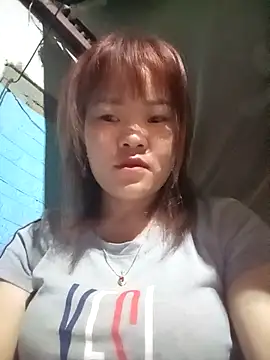 sukabae00 online show from 10/18/25, 09:15