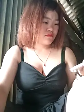 sukabae00 online show from 04/16/26, 11:29