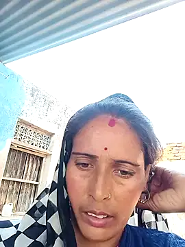 Snapshot of Arti13A chatting on 05/10/26, 09:47 Arti13A online show from 05/10/26, 09:47
