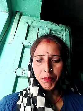 Snapshot of Arti13A chatting on 05/14/26, 12:39 Arti13A online show from 05/14/26, 12:39