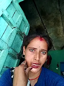 Snapshot of Arti13A chatting on 05/15/26, 10:50 Arti13A online show from 05/15/26, 10:50