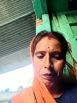 Snapshot of Arti13A chatting on 06/04/26, 12:38 Arti13A online show from 06/04/26, 12:38