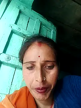 Snapshot of Arti13A chatting on 06/10/26, 02:01 Arti13A online show from 06/10/26, 02:01