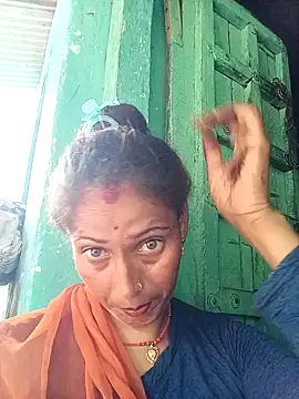 Snapshot of Arti13A chatting on 07/02/26, 01:38 Arti13A online show from 07/02/26, 01:38