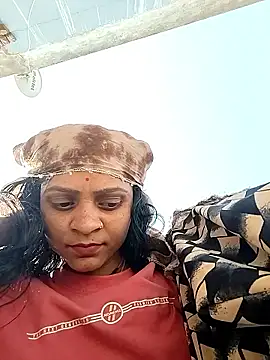 Sonam dhakad online show from 11/14/25, 05:06