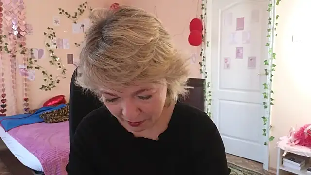 Snapshot of Rosette_Pricky chatting on 03/21/26, 02:31 Rosette Pricky online show from 03/21/26, 02:31