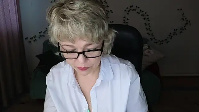 Rosette Pricky online show from 06/03/26, 02:33