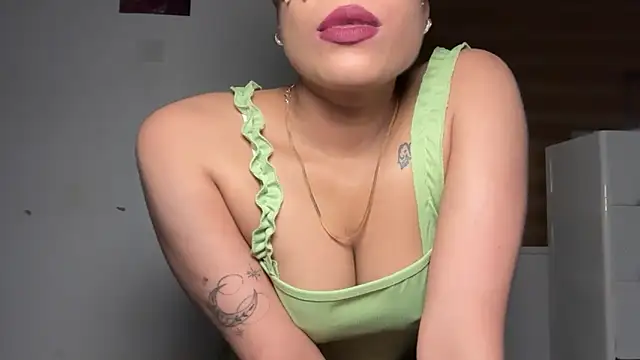 LucytheDevilQueen online show from 05/14/26, 03:30