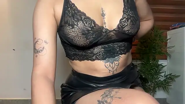 LucytheDevilQueen online show from 05/28/26, 02:53