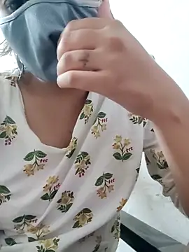 Snapshot of choleorbhature chatting on 09/27/25, 12:54 choleorbhature online show from 09/27/25, 12:54