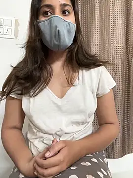 Snapshot of choleorbhature chatting on 10/07/25, 03:42 choleorbhature online show from 10/07/25, 03:42