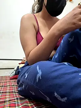 Snapshot of choleorbhature chatting on 10/10/25, 09:41 choleorbhature online show from 10/10/25, 09:41