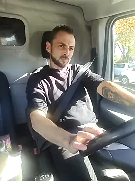 papichulo0099 online show from 10/27/25, 10:08