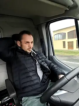 papichulo0099 online show from 12/04/25, 07:17