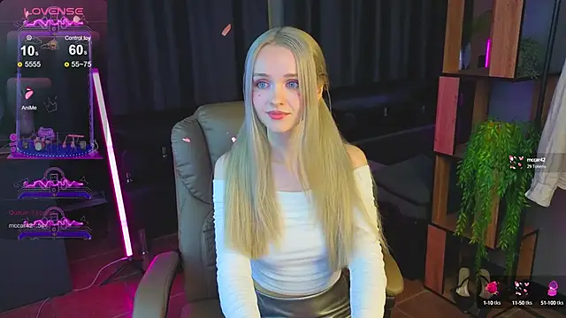 Snapshot of exxxcore_ chatting on 09/08/25, 02:49 exxxcore online show from 09/08/25, 02:49