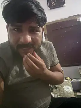 Snapshot of DeepakFucker01 chatting on 10/01/25, 04:13 DeepakFucker01 online show from 10/01/25, 04:13