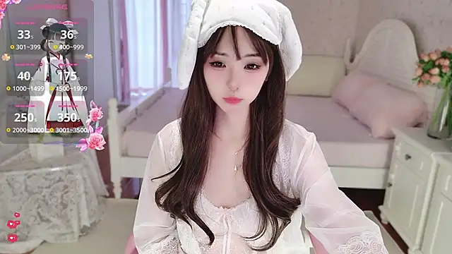 Snapshot of Bella-ox chatting on 10/27/25, 05:33 Bella-ox online show from 10/27/25, 05:33