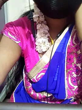 Snapshot of p0a8 chatting on 10/20/25, 04:29 p0a8 online show from 10/20/25, 04:29