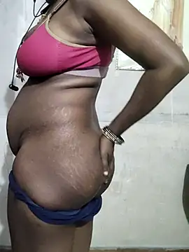 Snapshot of p0a8 chatting on 11/06/25, 09:21 p0a8 online show from 11/06/25, 09:21