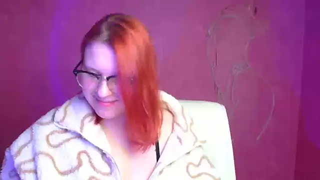ScarletVixen  online show from 09/18/25, 11:34