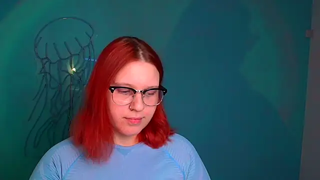 ScarletVixen  online show from 09/20/25, 05:14