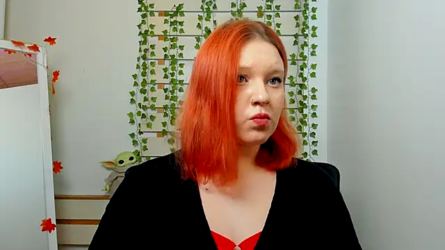 ScarletVixen  online show from 10/15/25, 06:19