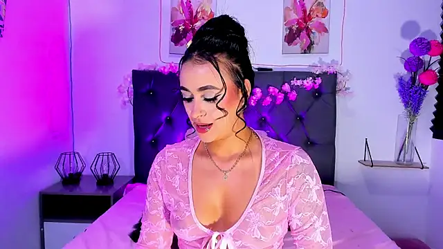 SagiraBelle online show from 04/16/26, 05:25